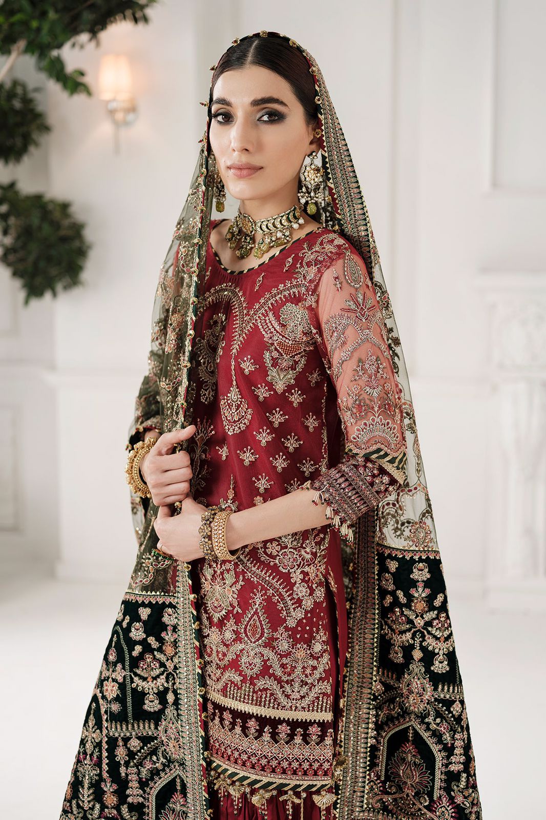 Baroque Net Bridal Suit-Aarasta