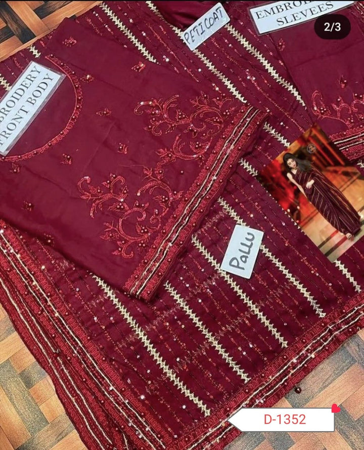 Maryam Nafees Chiffon Saree-Aarasta