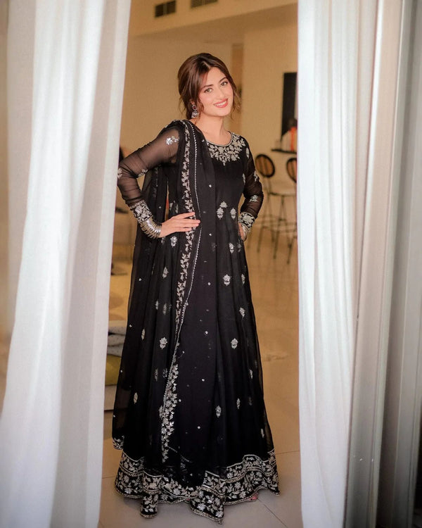 Neels Chiffon Frock-Black-Chiffon-Maxi-Aarasta