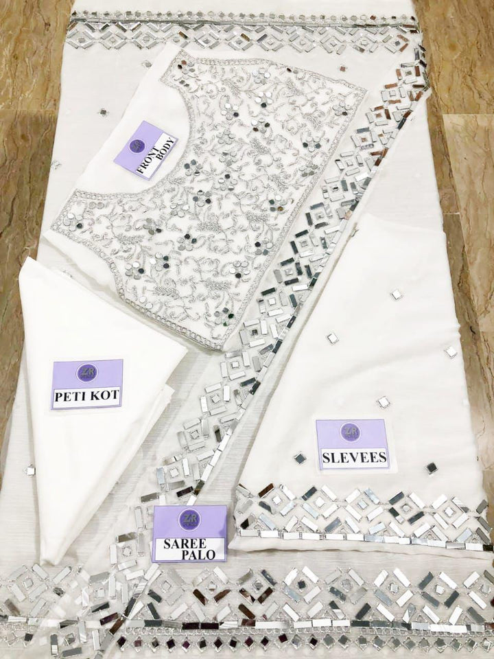 Katrina Kaif Net Saaree-Aarasta