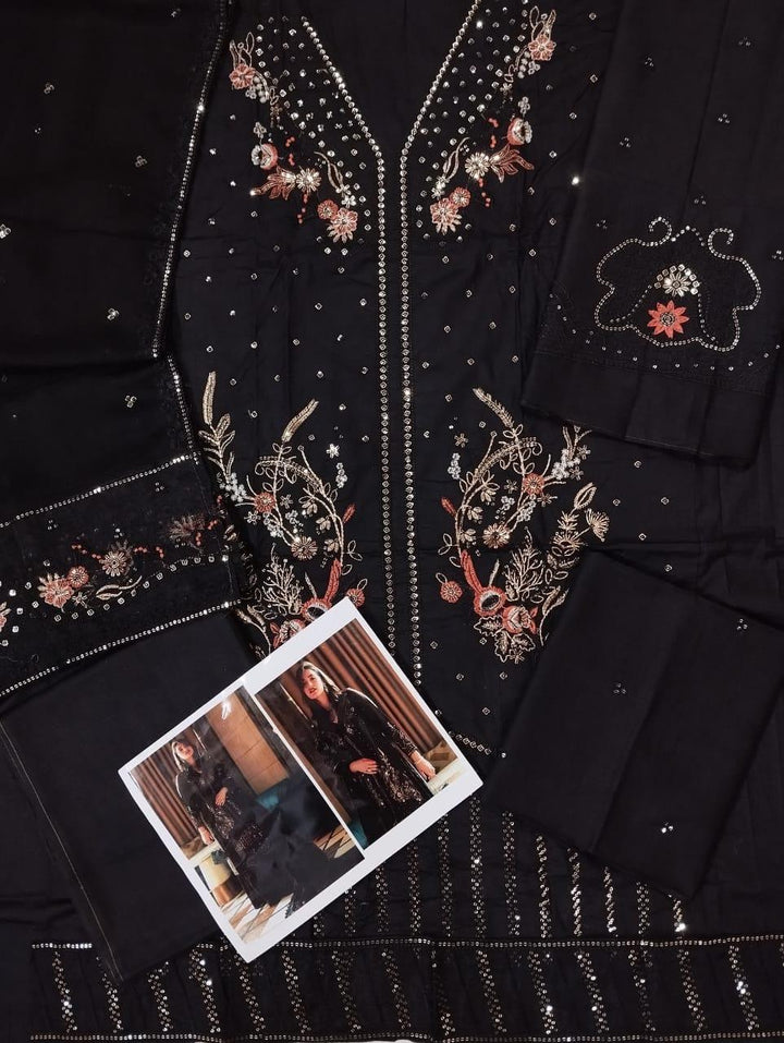 Mushq Cotton Suit-Aarasta