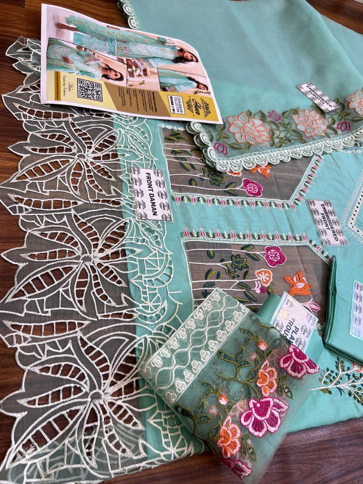 Parishay Cotton Suit-Aarasta