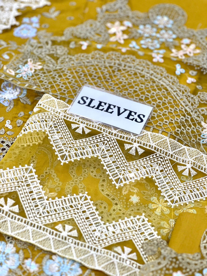 Sobia Nazir Cotton Suit-Aarasta