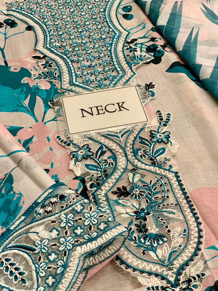 Afrozeh Lawn Suit-Aarasta