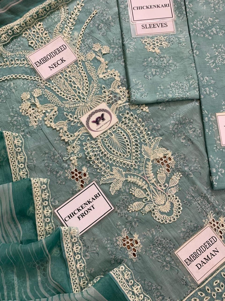 Afrozeh Lawn Suit-Aarasta