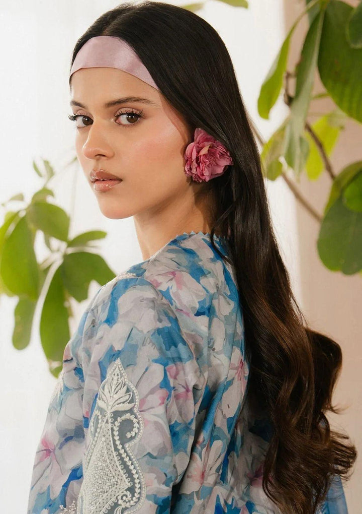 Afrozeh Lawn Suit-Aarasta