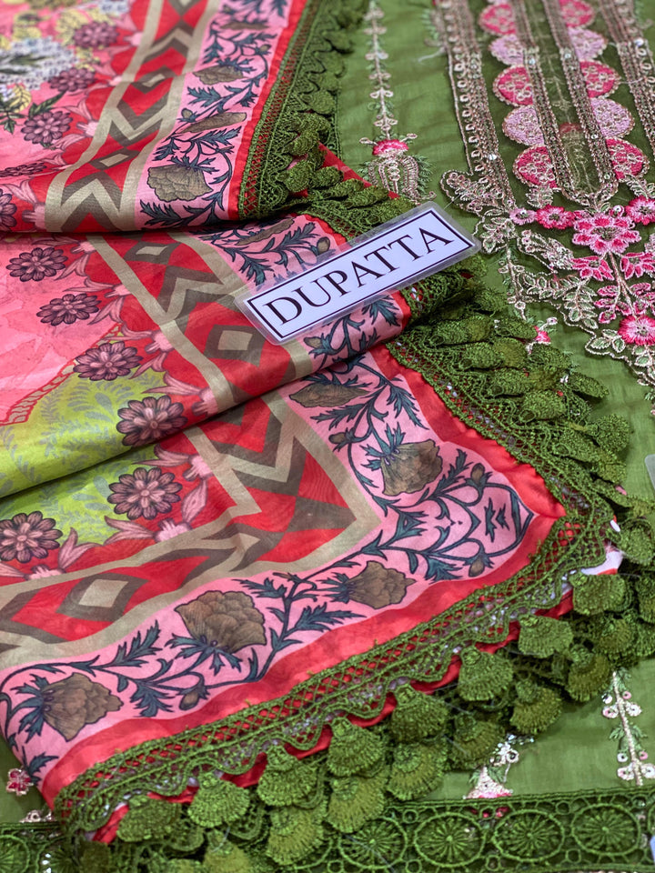 Ayeza Khan Lawn Suit-Aarasta