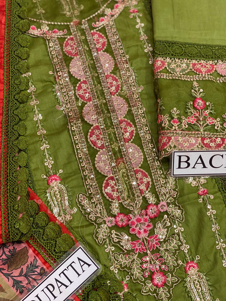 Ayeza Khan Lawn Suit-Aarasta