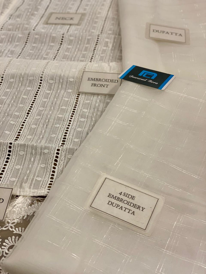 Ayeza Khan Lawn Suit-Aarasta