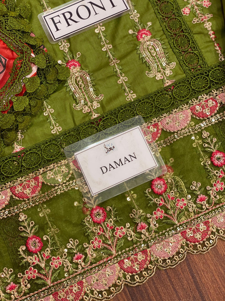 Ayeza Khan Lawn Suit-Aarasta