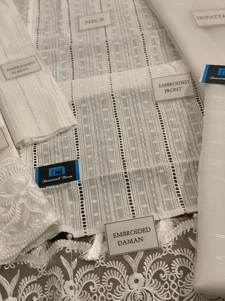 Ayeza Khan Lawn Suit-Aarasta