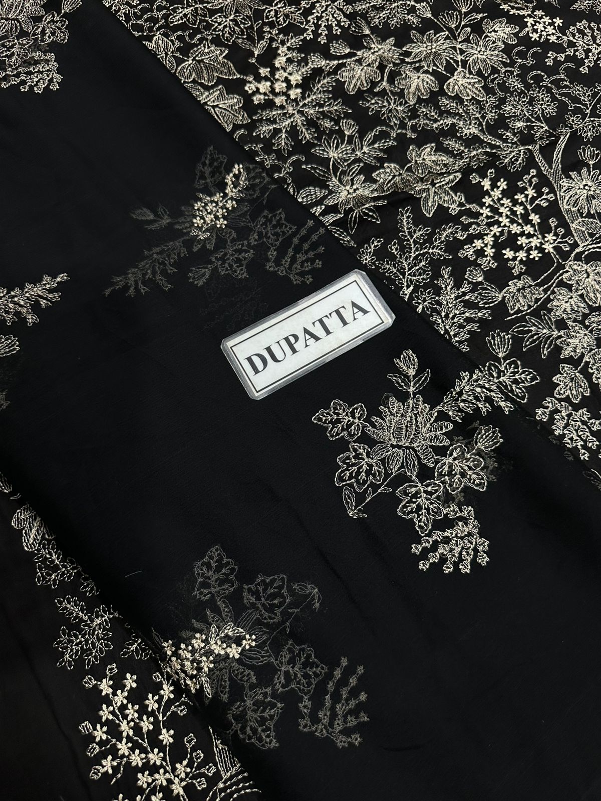 Bareeze Lawn Suit-Aarasta