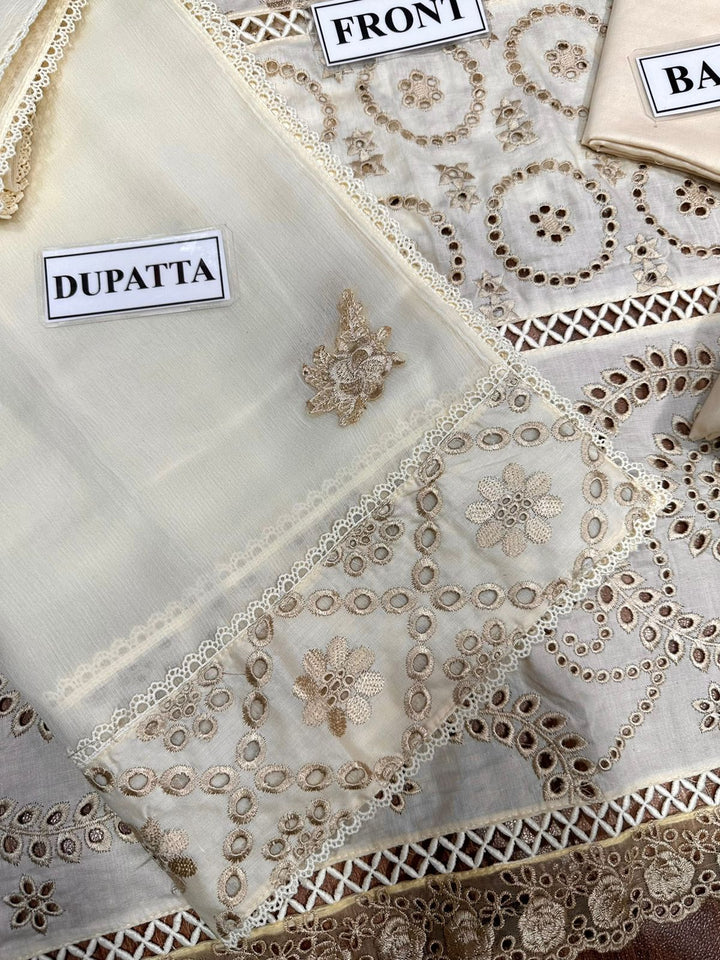 Bareeza Lawn Suit-Aarasta