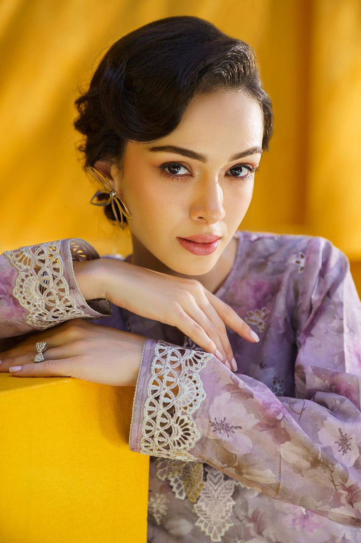 Baroque Lawn Suit-Aarasta