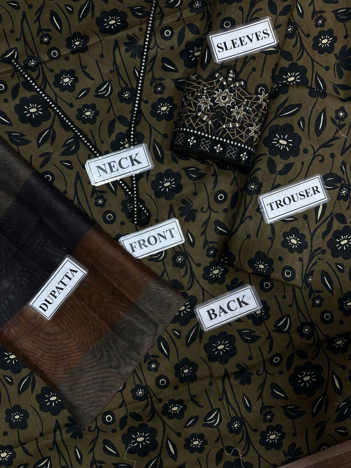 Baroque Lawn Suit-Aarasta