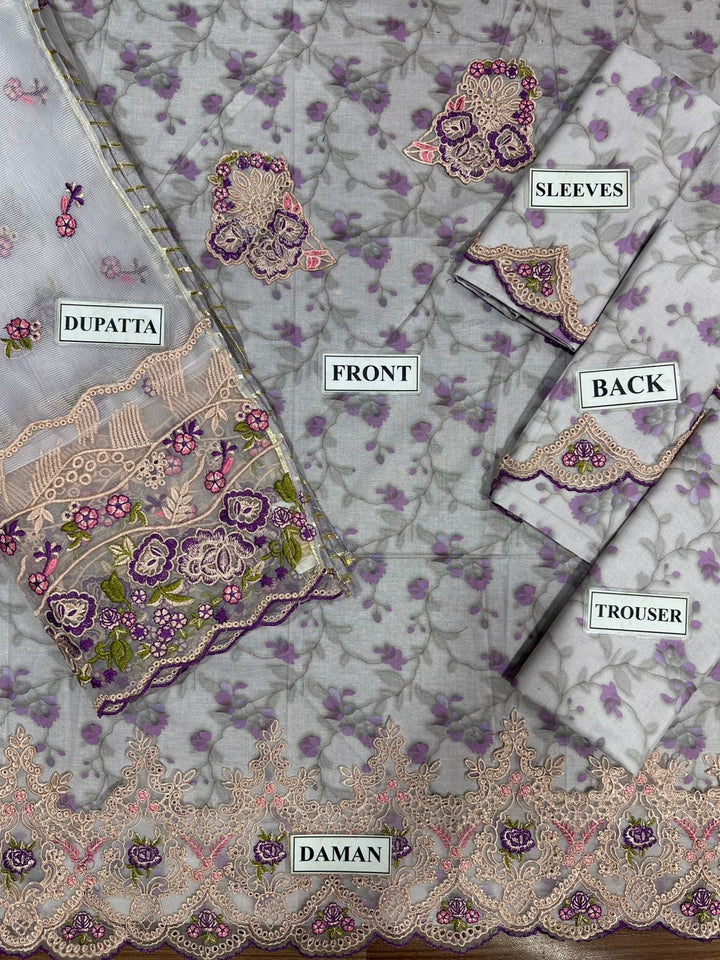 Baroque Lawn Suit-Aarasta