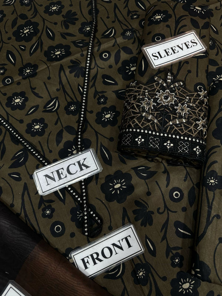 Baroque Lawn Suit-Aarasta