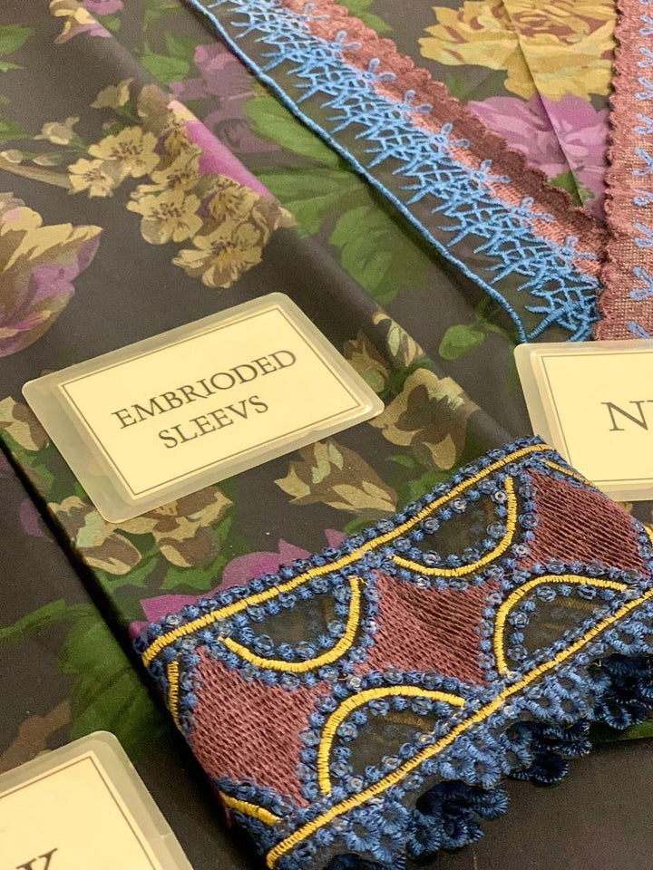 Baroque Lawn Suit-Aarasta