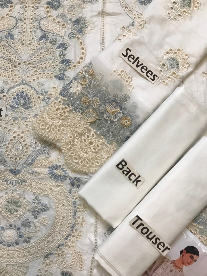 Baroque Lawn Suit-Aarasta