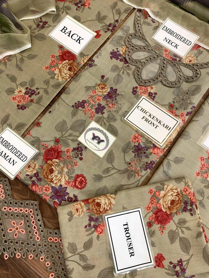 Baroque Lawn Suit-Aarasta