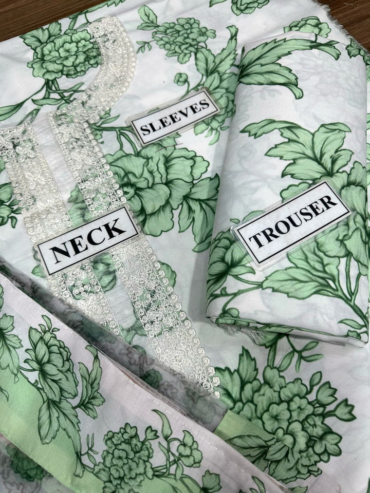 Baroque Lawn Suit-Aarasta