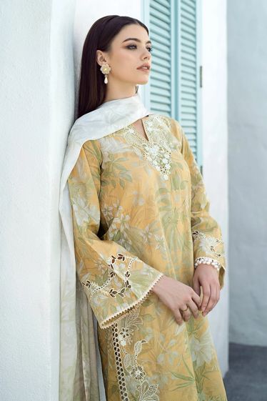 Baroque Lawn Suit-Aarasta