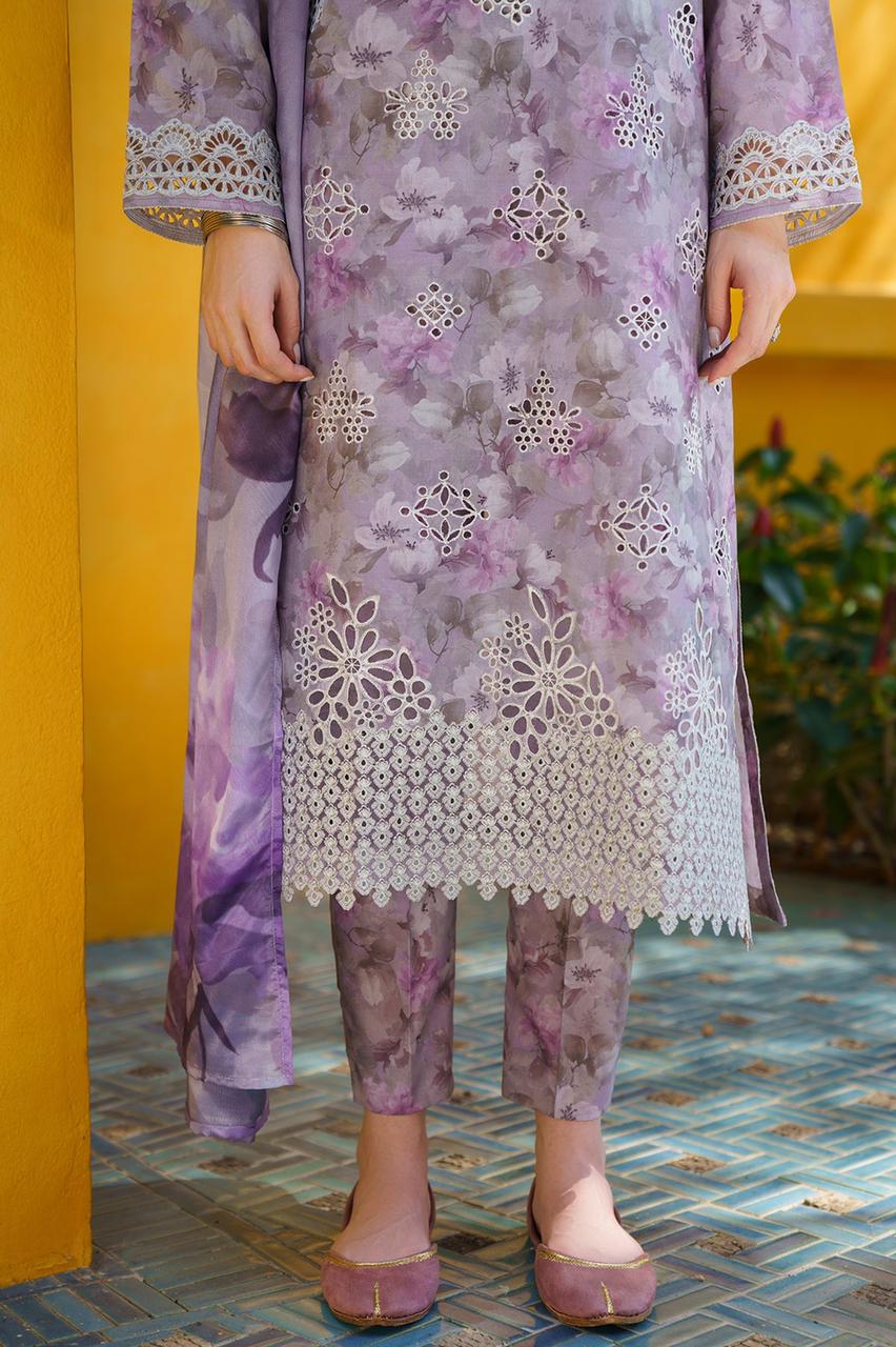Baroque Lawn Suit-Aarasta