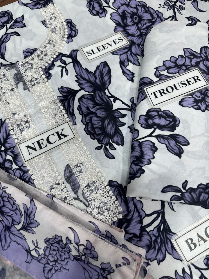 Baroque Lawn Suit-Aarasta