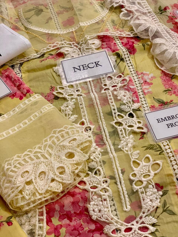 Crimson Lawn Suit-Aarasta