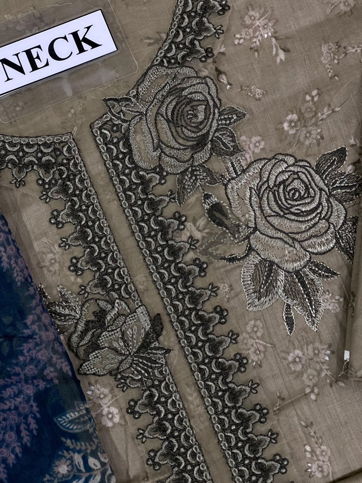 Iznik Lawn Suit-Aarasta