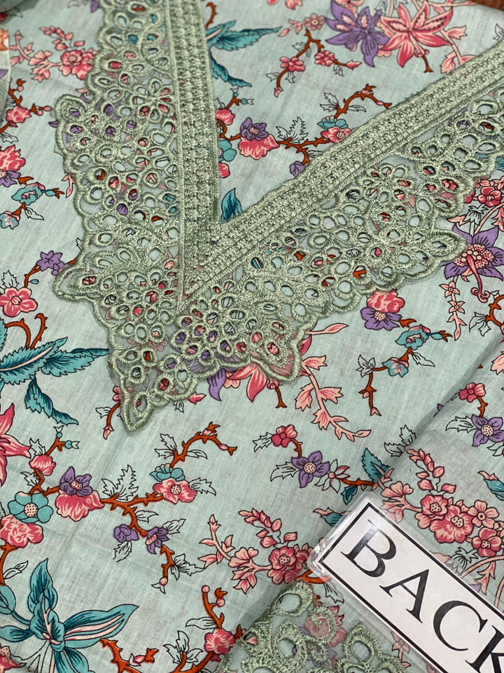 Iznik Lawn Suit-Aarasta