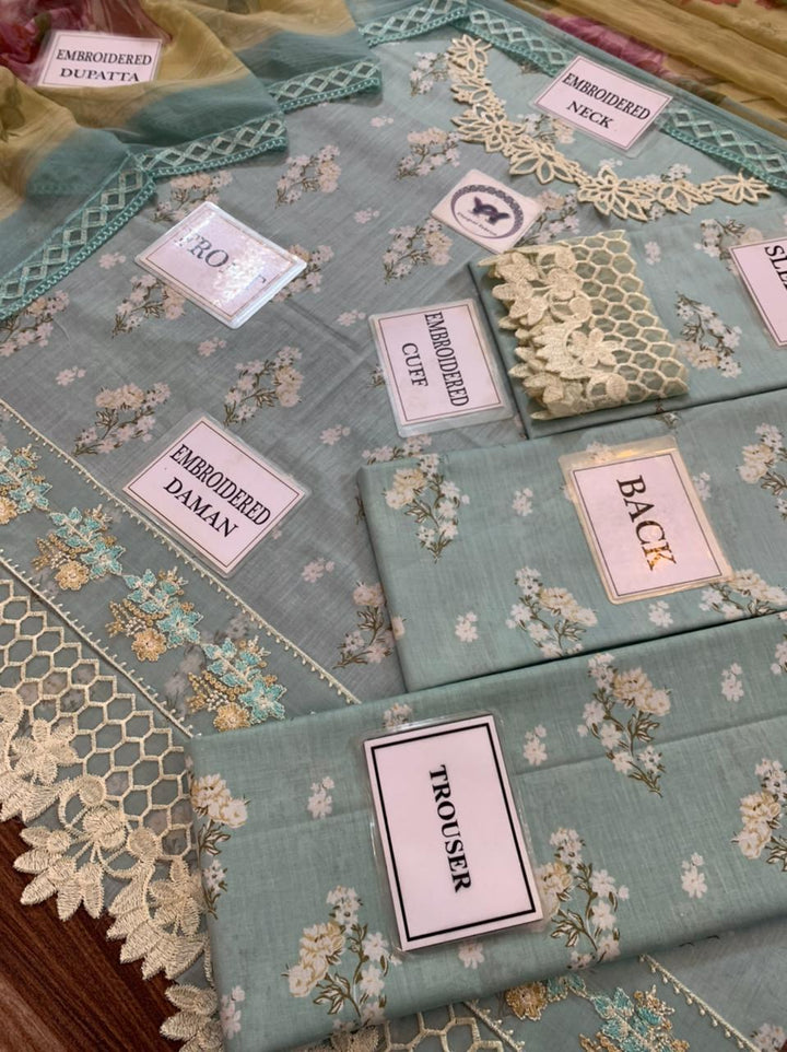 Iznik Lawn Suit-Aarasta