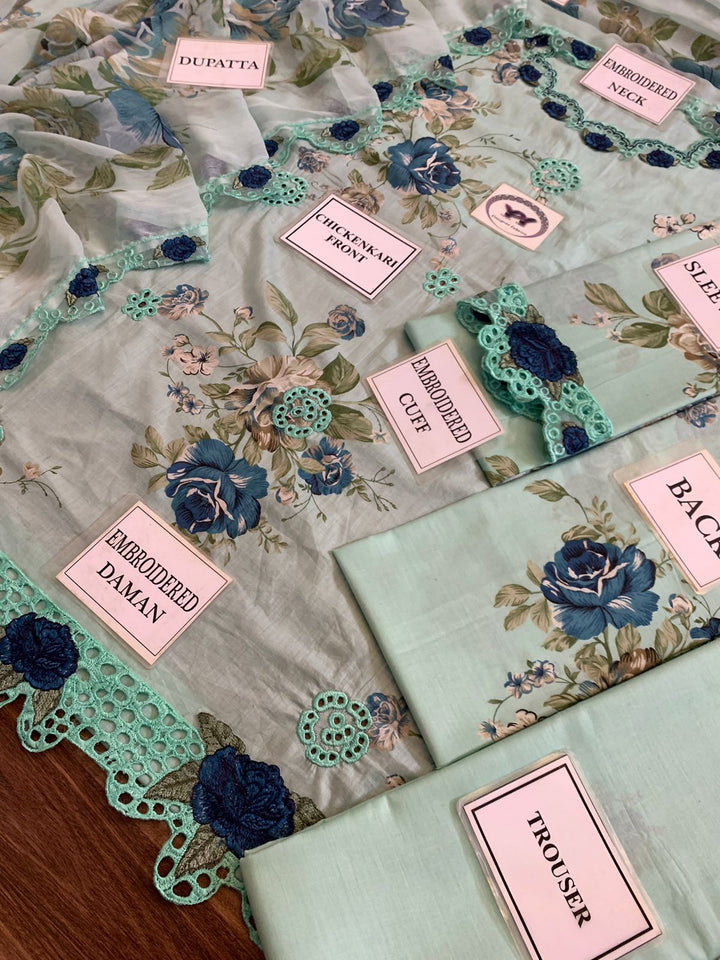 Iznik Lawn Suit-Aarasta