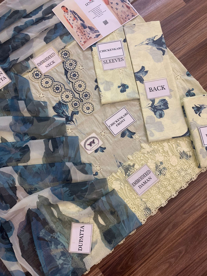 Iznik Lawn Suit-Aarasta