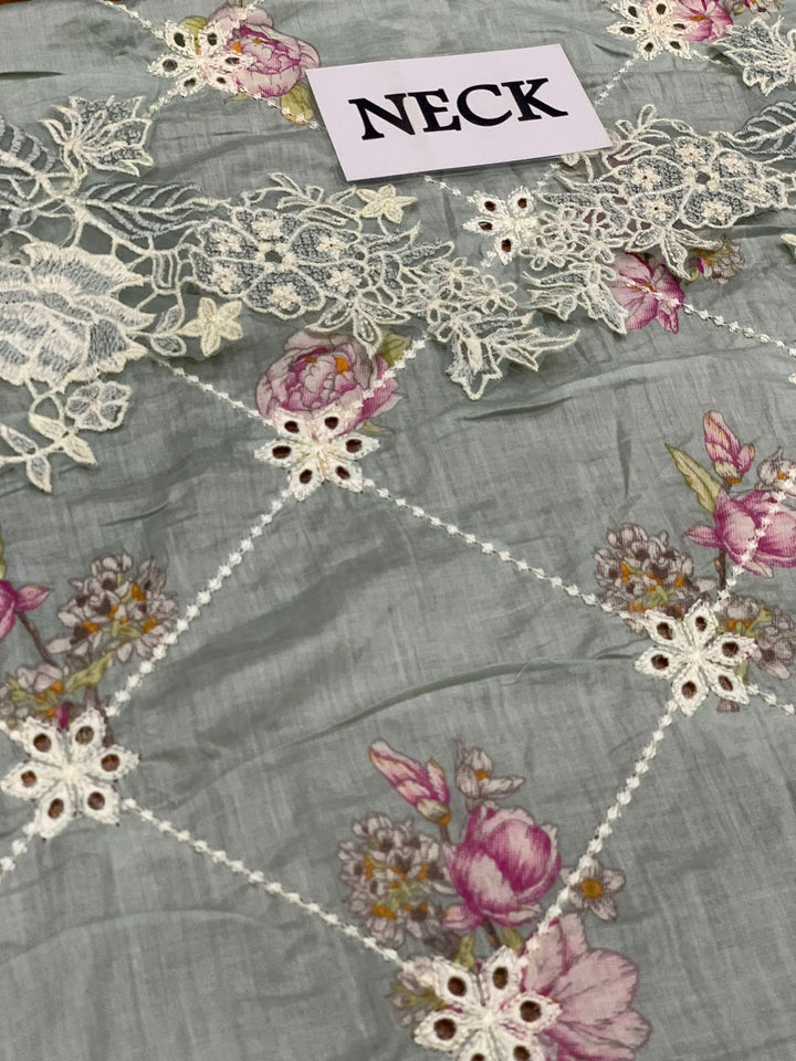 Iznik Lawn Suit-Aarasta