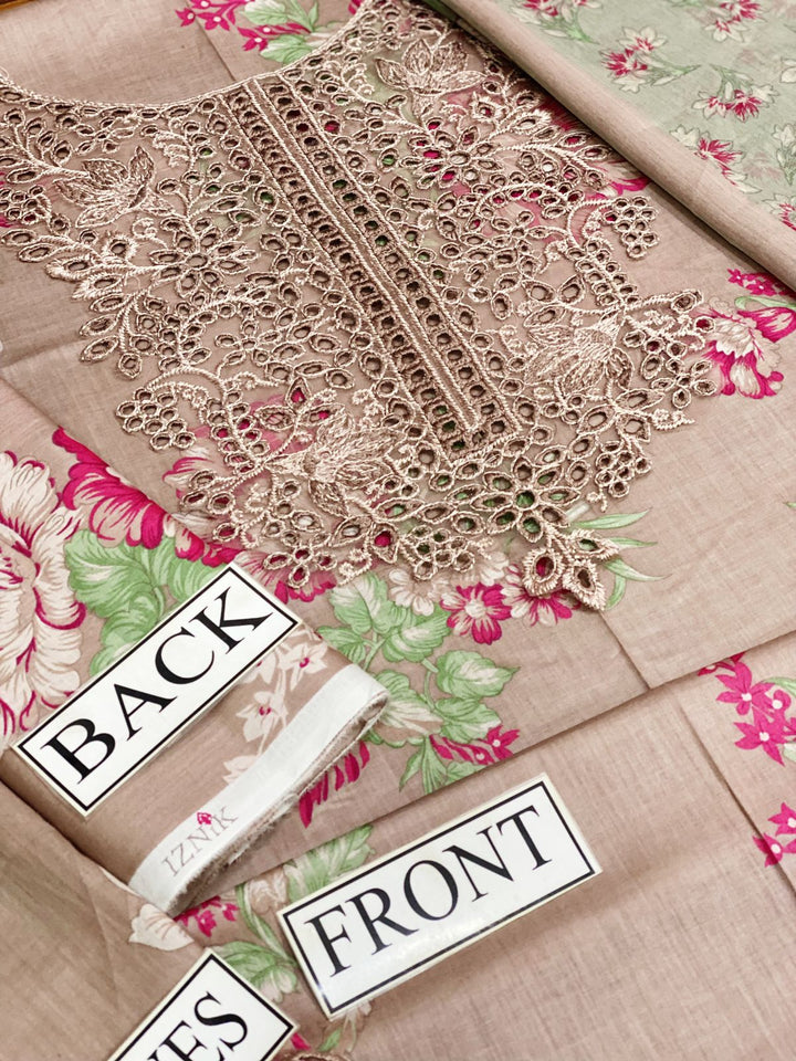 Iznik Lawn Suit-Aarasta