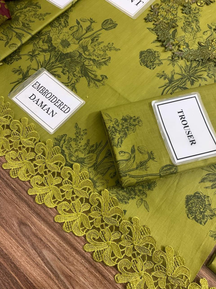 Iznik Lawn Suit-Aarasta