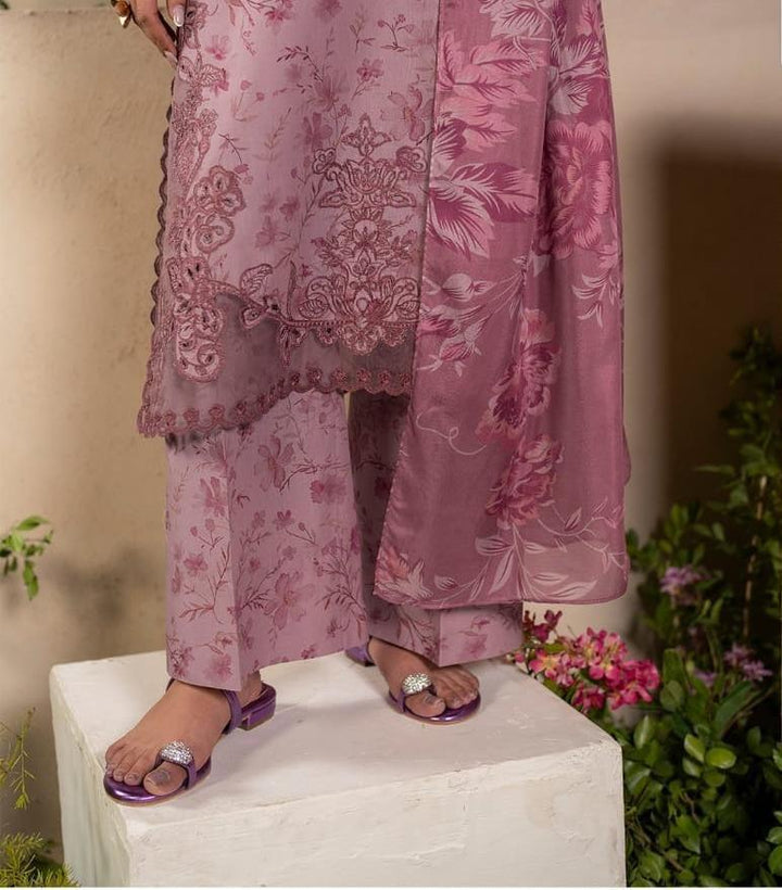 Iznik Lawn Suit-Aarasta