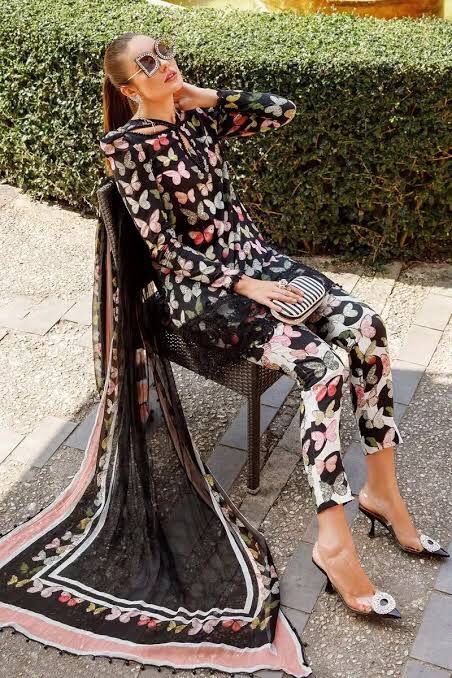 Maria B Lawn Suit-Aarasta