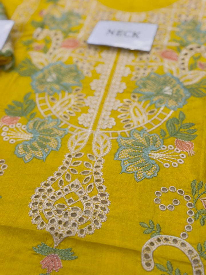 Maria B Lawn Suit-Aarasta