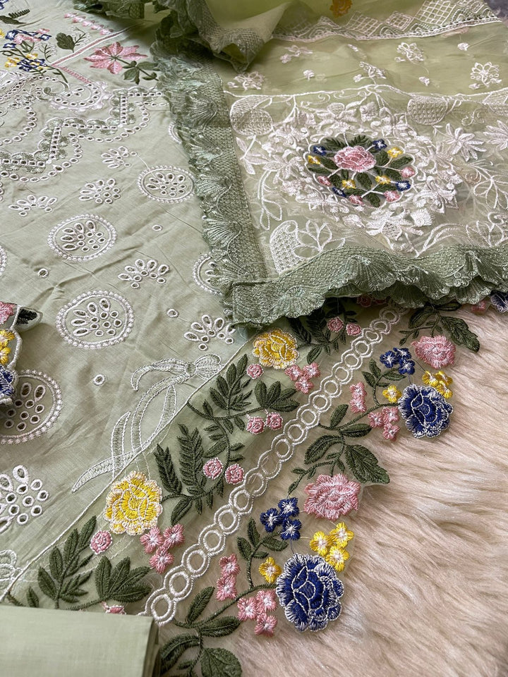 Maryams Lawn Suit-Aarasta