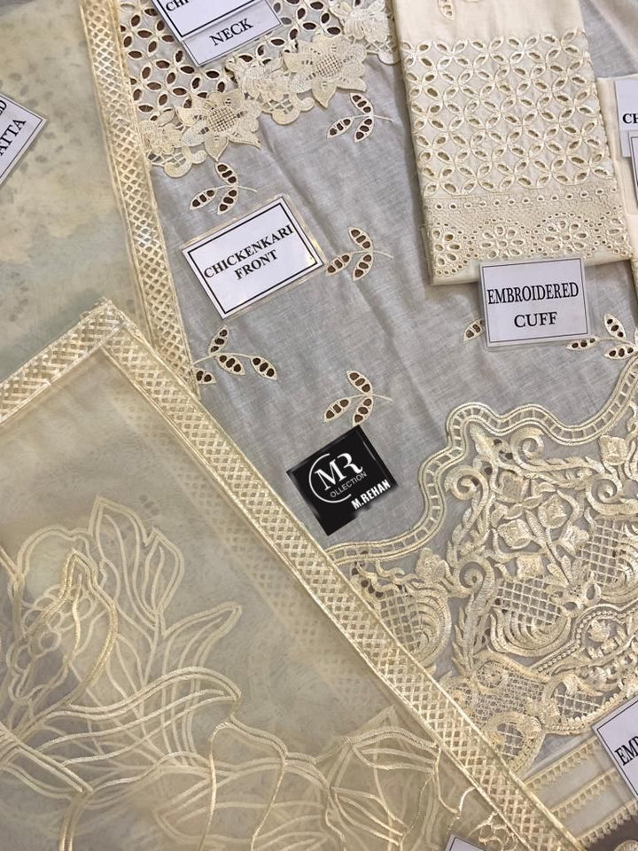 Mushq Lawn Suit-Aarasta