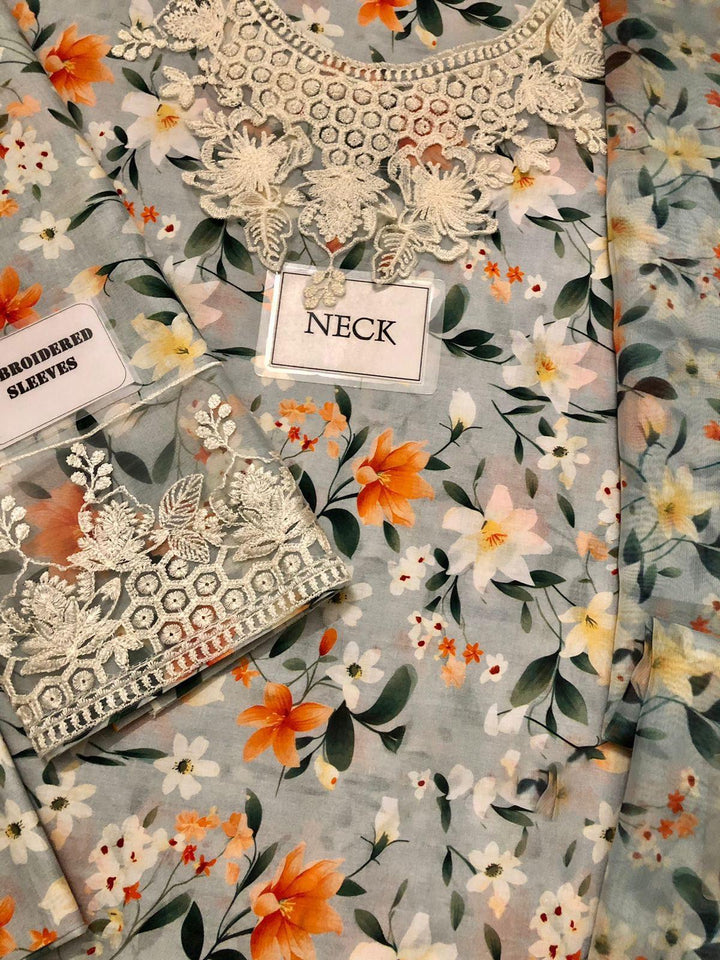 Mushq Lawn Suit-Aarasta