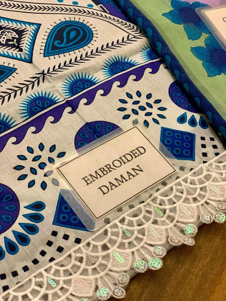 Mushq Lawn Suit-Aarasta