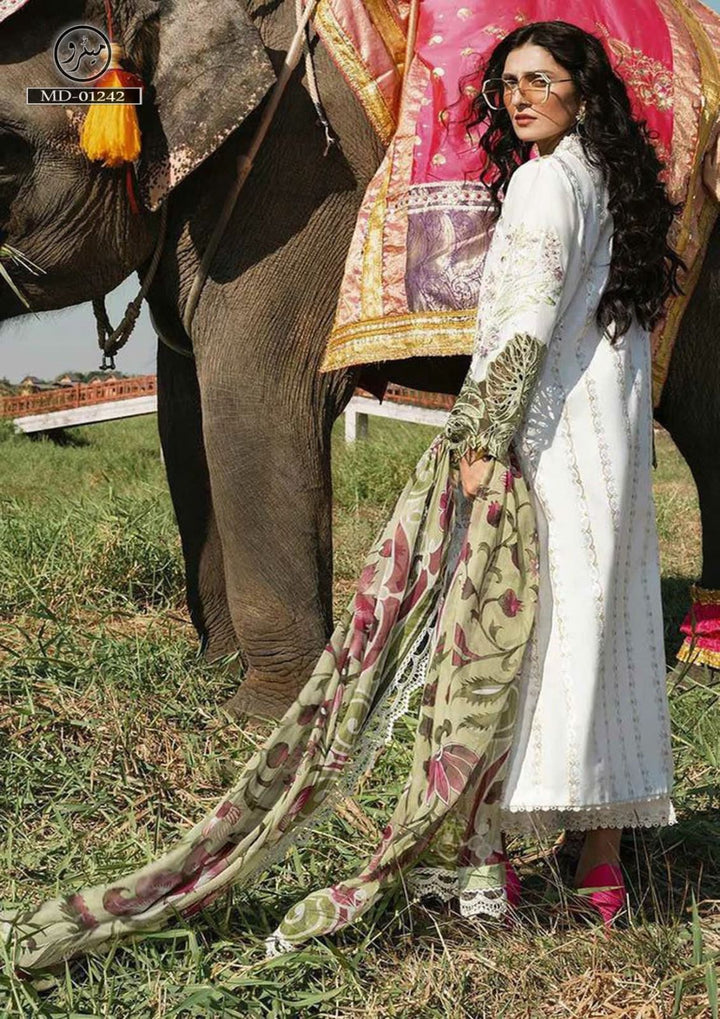 Mushq Lawn Suit-Aarasta