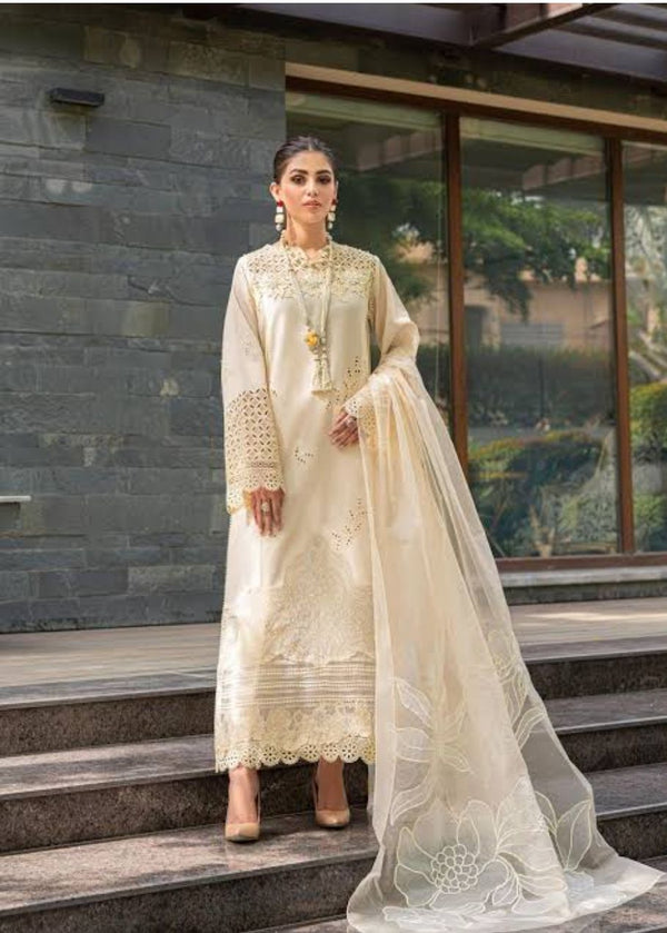 Mushq Lawn Suit-Lawn-Off White-Organza-Aarasta