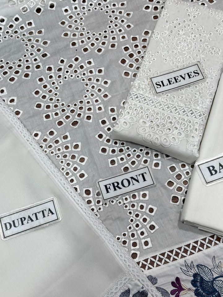 Zainabjees Lawn Suit-Aarasta