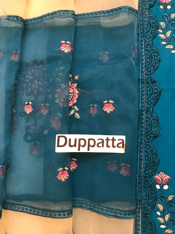 Qalamkar Lawn Suit-Aarasta