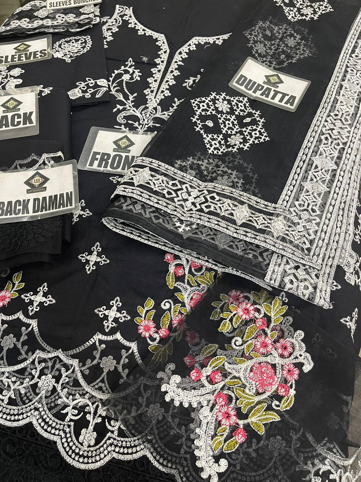 Qalamkar Lawn Suit-Aarasta