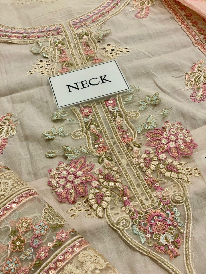 Qalamkar Lawn Suit-Aarasta